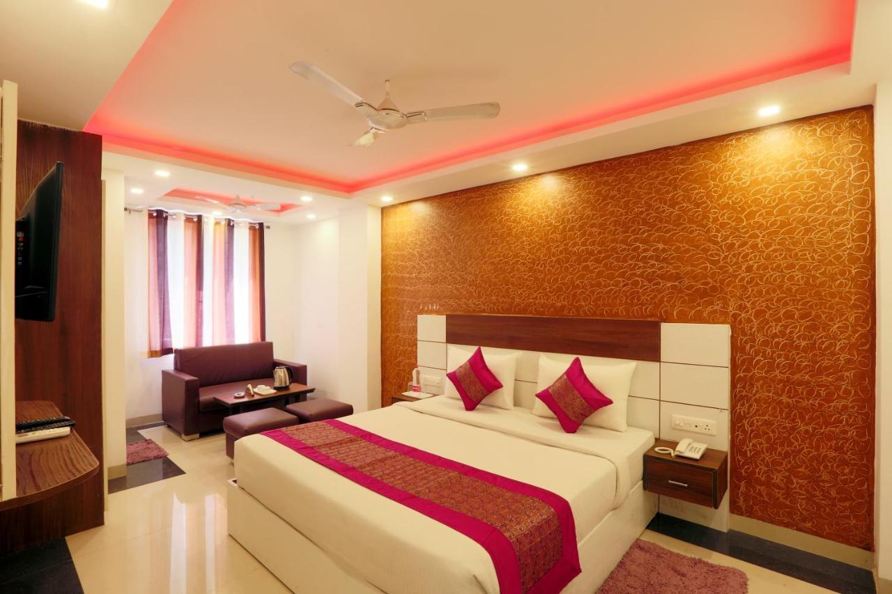Hotel Square Stay Нью-Дели Экстерьер фото